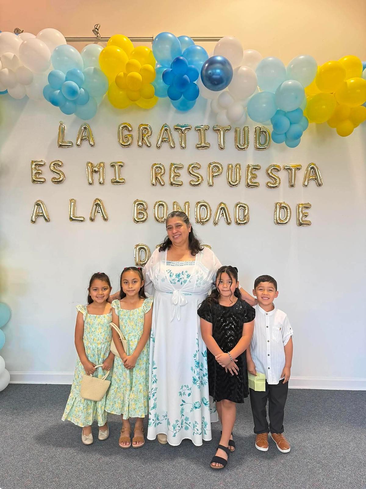 Familias hispanas en la iglesia